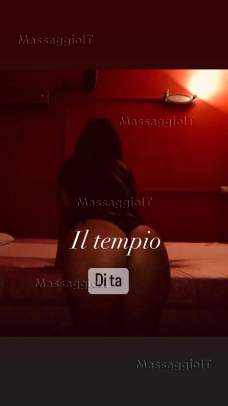 Centro massaggi Caserta Relax d benessere in vasca Idromassaggio chiama
