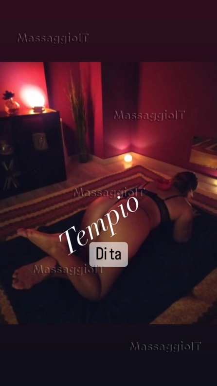Centro massaggi Caserta Relax d benessere in vasca Idromassaggio chiama