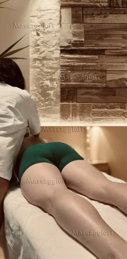 Massaggiatrice Torino 🔥✨ Novità Assoluta ✨🔥 Massaggi a Quattro Mani con Sexy Massaggiatrice 😍💆♀️💆♂️🔥