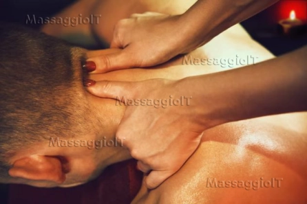 Massaggiatrice Como Massaggiatrice 35enne molto carina, dolce e delicata, veramente appassionata nel massaggio sensuale e stimolante