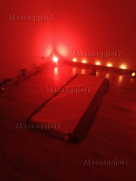 Massaggiatrice Latina STUDIO MASSAGGI PROFESSIONALI