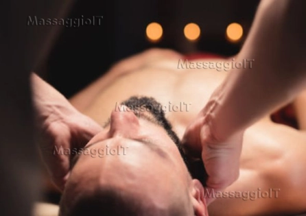Massaggiatore Roma 🔥 Lascia andare la tensione. Ora conta solo stare bene. 🔥