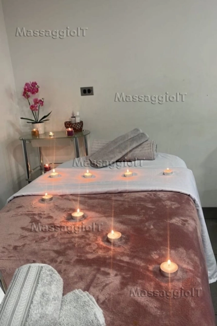 Massaggiatrice Torino MIA MASSAGGIATRICE 32 ENNE