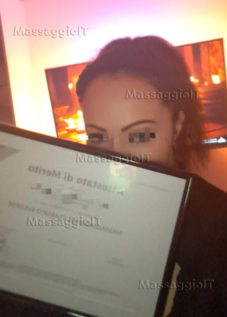 Massaggiatrice Varese MASSAGGIATRICE DIPLOMATA ITALIANA A GALLARATE