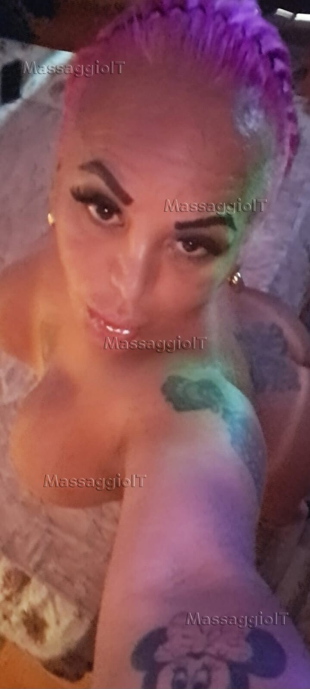 Massaggiatrice Roma A OSTIA IN AMBIENTE CALDO E ACCOGLIENTE TRANS DAKOTA DE LAURENTIIS PICCOLINA E SPETTACOLARE TRANSEX