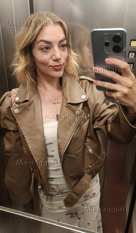 Massaggiatrice Napoli Massaggio erotico trantrico