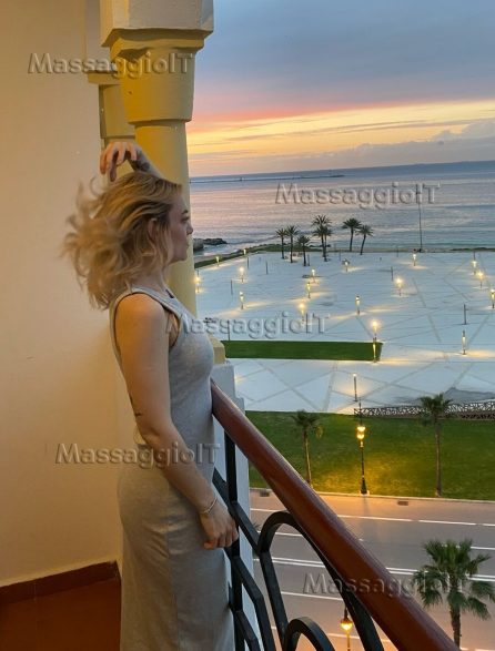 Massaggiatrice Napoli Massaggio erotico trantrico