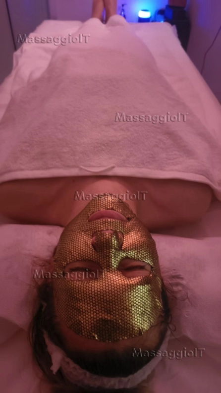 Centro massaggi Monza Massaggio professionale ai piedi MANI MAGICHE