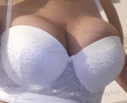Massaggiatrice Treviso A TV FIERA SENSUALE BODYMASSAGGIO  INTEGRALE  CORPO A CORPO