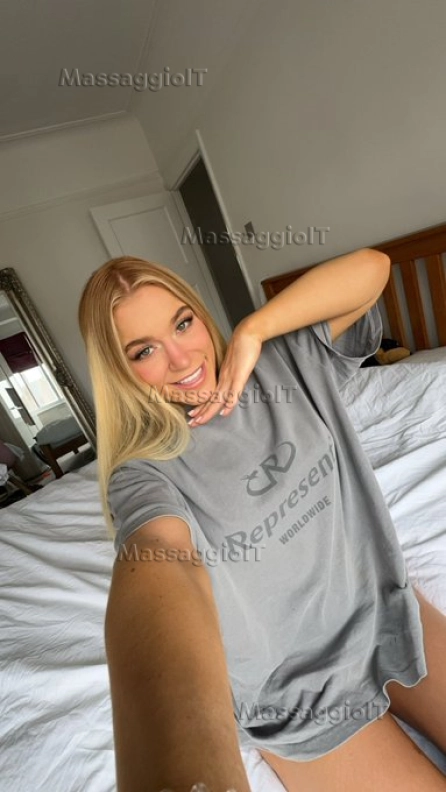 Massaggiatrice Napoli Fascino discreto e autentica eleganza