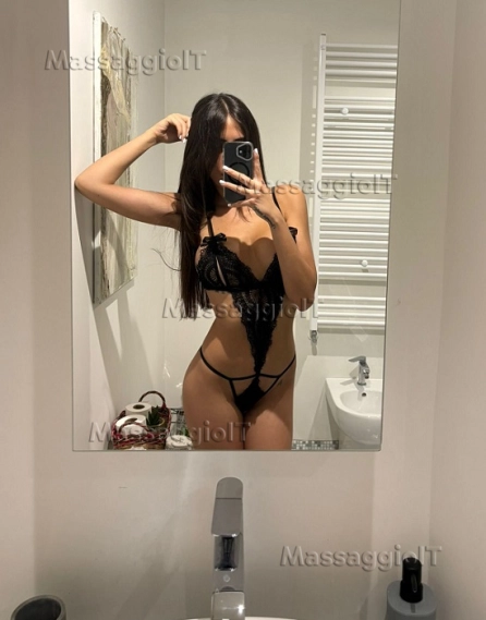 Massaggiatrice Torino SOPHIA 23ENNE SPICCATA PERSONALITA' E SENSUALISSIMA..... LE FOTO PARLANO DA SOLE