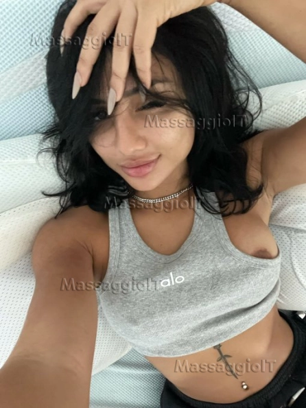 Massaggiatrice Como Massaggi Tuina Como