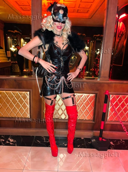 Massaggiatrice Vicenza ITALIANA BIONDISSIMA CON CORPO DA SEXY STAR SPECIALISTA MASSAGGIO EROTICO,  TANTRICO, BODY TO BODY E  PROSTATICO - FOTO REALI SENZA RITOCCHI