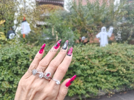 Massaggiatrice Vicenza ITALIANA BIONDISSIMA CON CORPO DA SEXY STAR SPECIALISTA MASSAGGIO EROTICO,  TANTRICO, BODY TO BODY E  PROSTATICO - FOTO REALI SENZA RITOCCHI