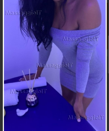 Massaggiatrice Varese Melissa – Massaggi di Benessere in Stile Elegante e Informale