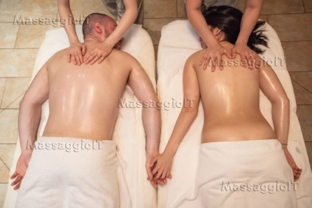 Massaggiatore Torino 1 Ora di Benessere Unico