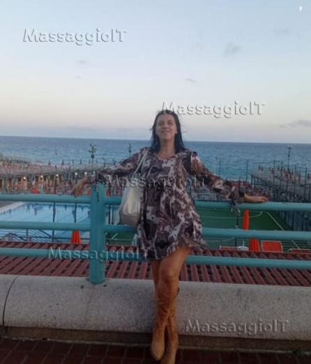 Massaggiatrice Genova Giada operatrice olistica