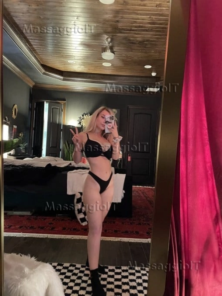 Massaggiatrice Bologna Un incontro autentico con una donna sensuale e gentile. Sono disponibile per massaggi inebrianti che ti faranno perdere te stesso.