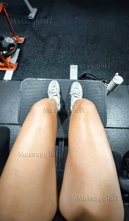 Massaggiatrice Aosta scrivi solo sul mio telegram  @stella_12j🥵  Sono una massaggiatrice professionista ❤️E la soddisfazione dei miei clienti è la mia priorità, tesoro.