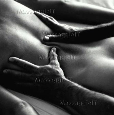 Massaggiatore Roma MASSAGGI RILASSANTI È SENSUALI PER SIGNORE (SOLO DONNE)