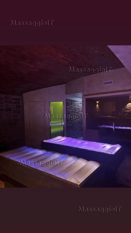 Massaggiatore Torino Massaggio Lusso Alto livello in Spa e vasca idromassaggio