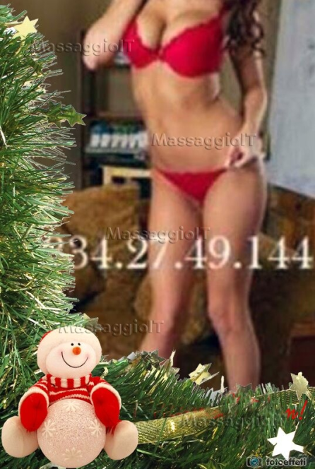 Massaggiatrice Bergamo INTRIGANTE E PASSIONALE IL MASSAGGIO DI ROSSELLA A BERGAMO CHIAMAMI.. TI ASPETTO E SARO' PRONTA A COCCOLARTI PER BENE.