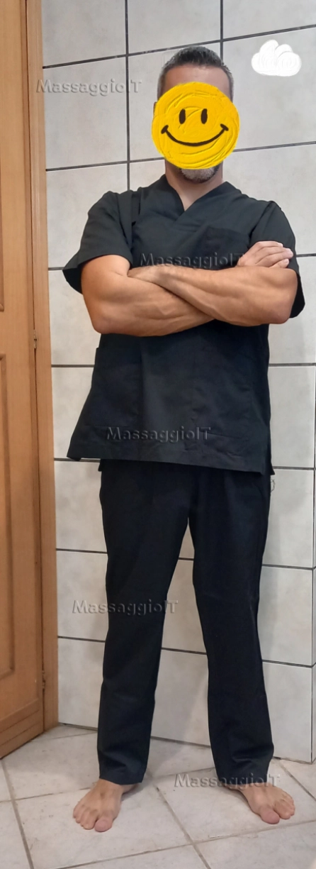 Massaggiatore Roma Massaggi per donne, anche pratica naturista.