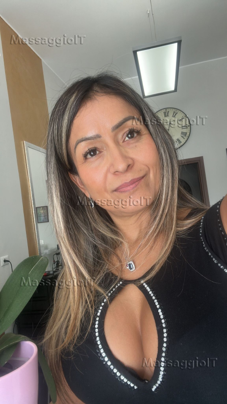 Massaggiatrice Milano Offerta Speciale: Massaggio solo a 40 eur per 50 min un trattamento EMOLINFATICO
