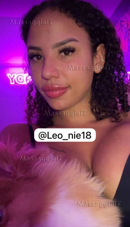 Massaggiatrice Bari Scrivimi su Telegram @Leo_nie18🥵  Sono un massaggiatore professionista ❤️ E la cura dei miei clienti è la mia priorità, la vostra priorità.