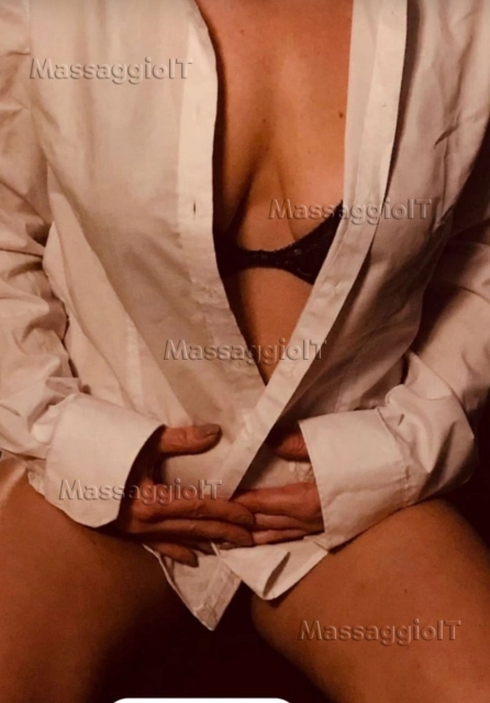 Massaggiatrice Salerno Massaggi tantra