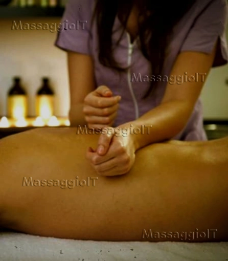 Massaggiatrice Torino Massaggio rilassante Tantra