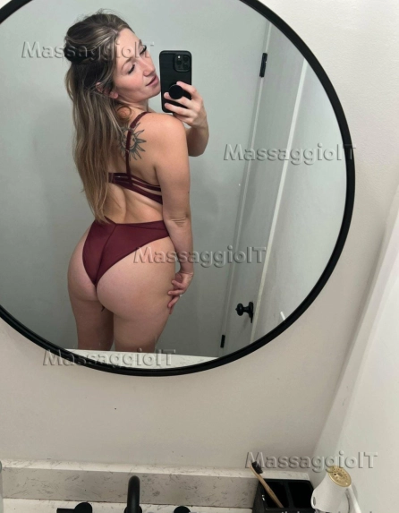 Massaggiatrice Bologna Sono una massaggiatrice professionista ❤️ E la cura dei miei clienti è la mia priorità, la vostra priorità.