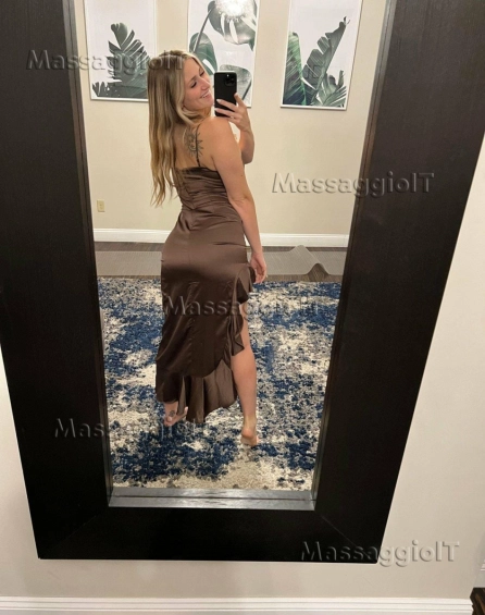 Massaggiatrice Bologna Sono una massaggiatrice professionista ❤️ E la cura dei miei clienti è la mia priorità, la vostra priorità.