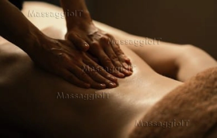 Massaggiatore Napoli Vero massaggiatore relax per ambi sessi,coppie