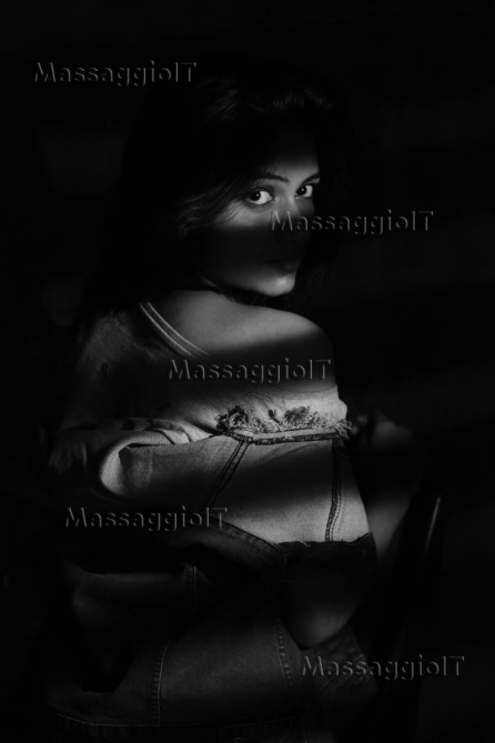 Massaggiatrice Genova MASSAGGIO LINGAM