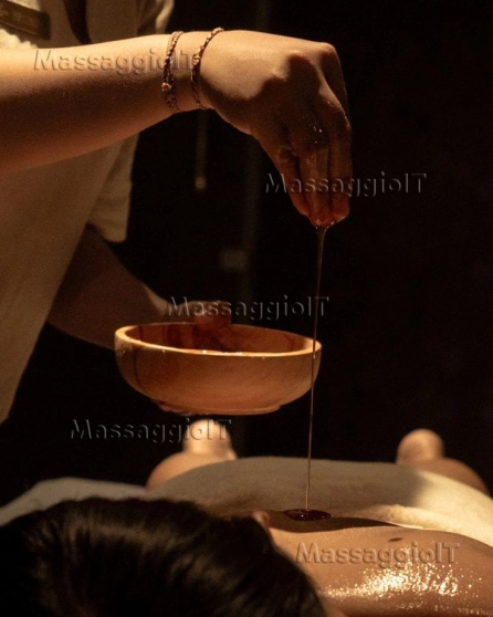 Massaggiatrice Lodi Sono disponibile per massaggi.