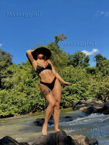 Massaggiatrice Bologna MICHELE mani BOLLENTI e non solo! Foto vere e autentiche.