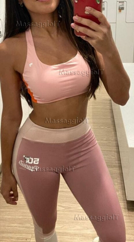 Massaggiatrice Bergamo GIOVANI BELLE, REGALATI IL MEGLIO. Studio italiano
