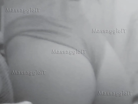 Massaggiatrice Pisa Bodymassage.. italiania giovane e di bella presenza..