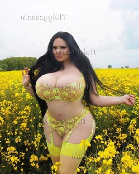 Massaggiatrice Trieste nuova strepitosa romana maggiorata naturale