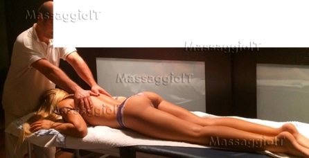 Massaggiatore Torino PER IL TUO RELAX MASSAGGIATORE QUALIFICATO PER COPPIE E SINGOLE