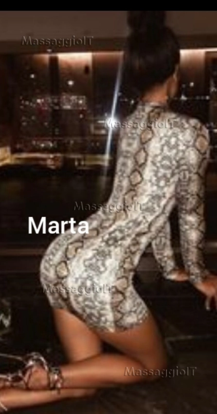 Massaggiatrice Varese Sensuale Italiana ti aspetta x un vero Relax.