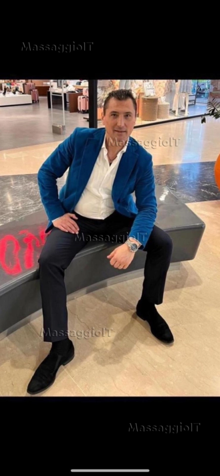 Massaggiatore Torino Massoterapista e’ fisioterapista ti faccio massaggi naturisti a casa tua.