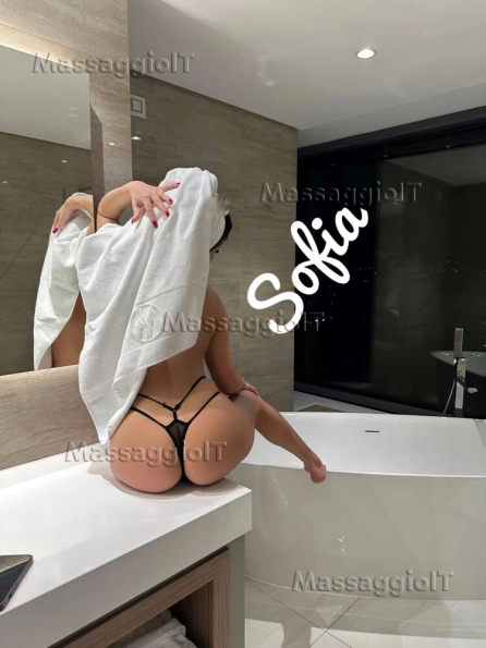 Massaggiatrice Milano Sofia , Massaggiatrice giovane italiana