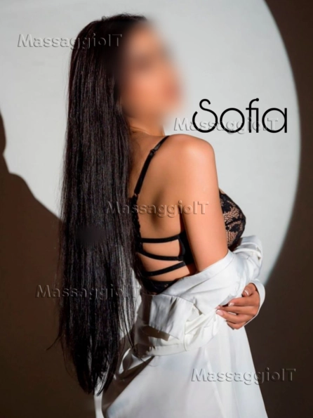 Massaggiatrice Milano Sofia MASSAGGIATRICE italiana di 26anni