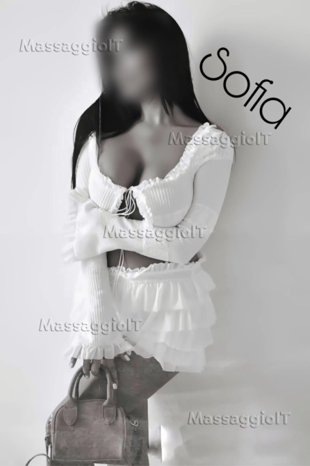 Massaggiatrice Milano Sofia MASSAGGIATRICE italiana di 26anni