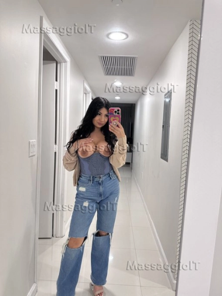 Massaggiatrice Arezzo Sono disponibile 🥰🌹