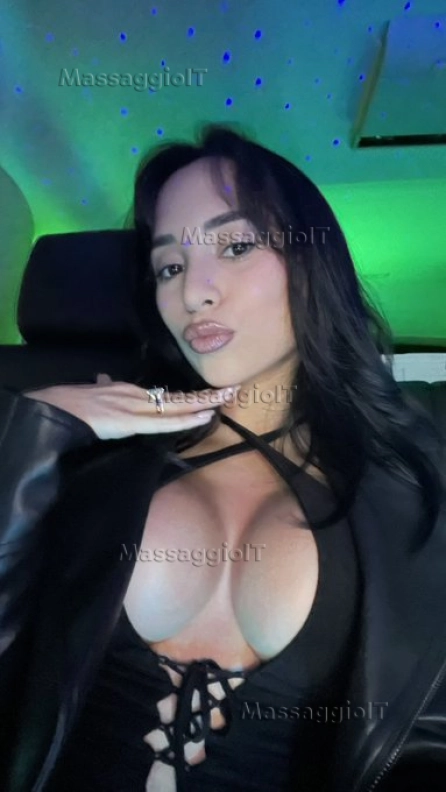 Massaggiatrice Bari Sono francese, nuova in Italia e cerco uomini onesti e seri 🥰