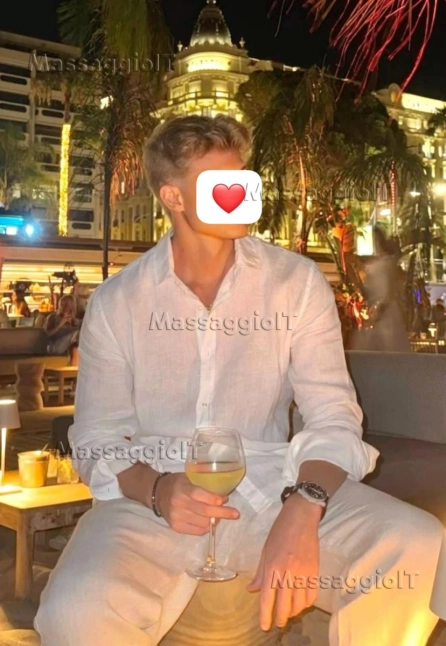 Massaggiatore Torino Andrea massaggiatore italiano hot