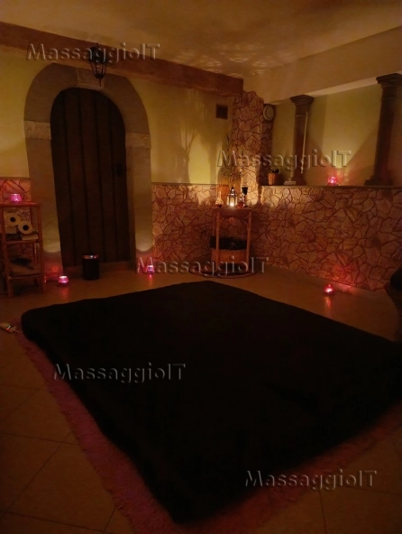 Massaggiatore Firenze 🇮🇹 🇬🇧 Kailash Tantra • Massaggiatore Olistico e Terapeutico • Firenze